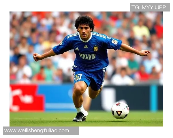 中国足球明星的名字与他们的传奇故事在绿茵场上的辉煌成就 中国足球明星的名字与他们的传奇故事在绿茵场上的辉煌成就