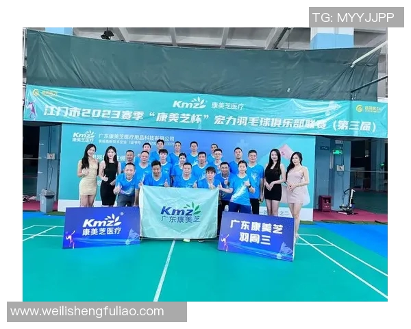 南京羽毛球队在总决赛中以62分稳居积分榜首位展现强劲实力 南京羽毛球队在总决赛中以62分稳居积分榜首位展现强劲实力