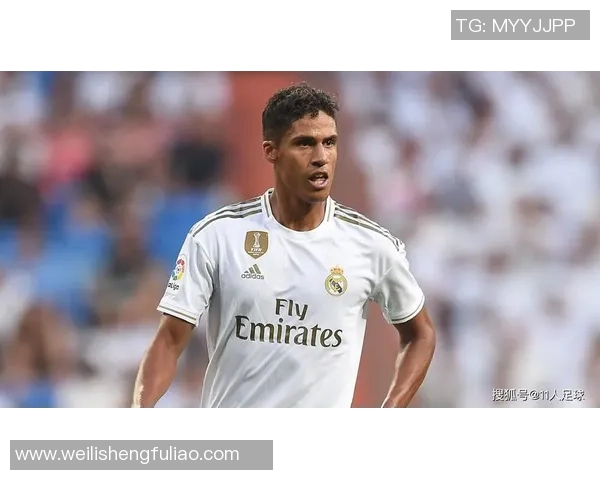 足球明星职业生涯揭秘:从青训到巅峰的奋斗历程与荣耀时刻 足球明星职业生涯揭秘:从青训到巅峰的奋斗历程与荣耀时刻